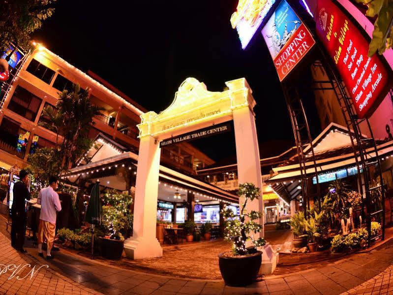 Silom Village Inn Bangkok Exterior photo